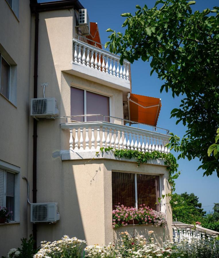 Hotel Къща За Гости Slav à Varna Extérieur photo
