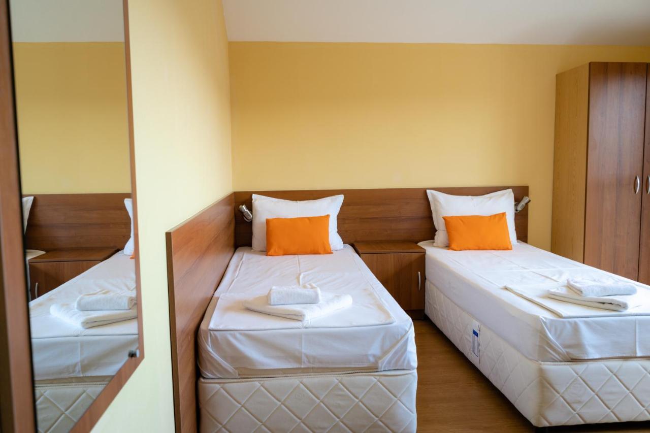 Hotel Къща За Гости Slav à Varna Extérieur photo