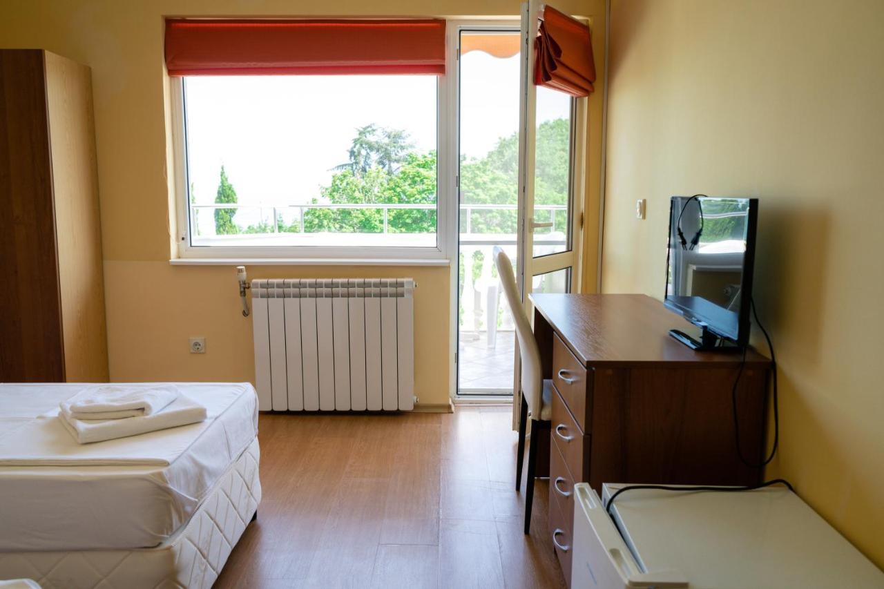Hotel Къща За Гости Slav à Varna Extérieur photo